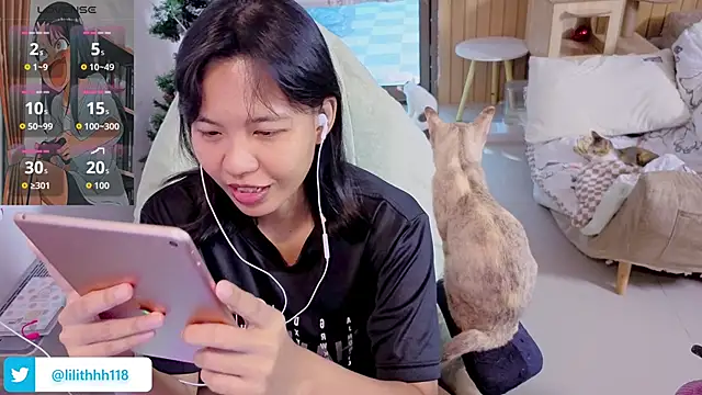 Snapshot of Kana_G chatting on December 15, 8:42 am Kana G online show from December 15, 8:42 am