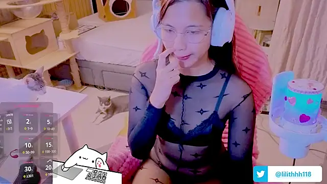 Snapshot of Kana_G chatting on July 8, 6:30 pm Kana G online show from July 8, 6:30 pm