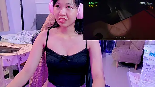 Snapshot of Kana_G chatting on March 10, 8:34 pm Kana G online show from March 10, 8:34 pm