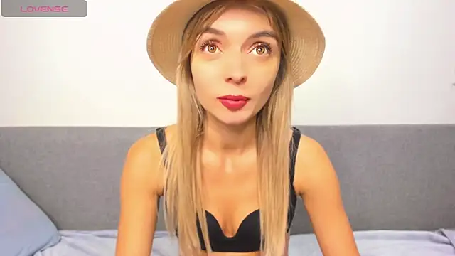 Snapshot of _ellen_meow_ chatting on February 21, 11:54 pm ellen meow online show from February 21, 11:54 pm