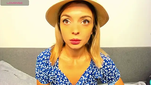  ellen meow  online show from October 25, 9:26 pm