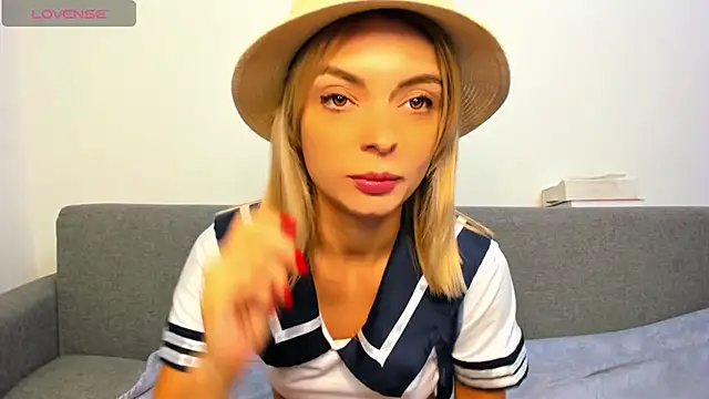 Snapshot of _ellen_meow_ chatting on October 10, 9:48 pm ellen meow online show from October 10, 9:48 pm