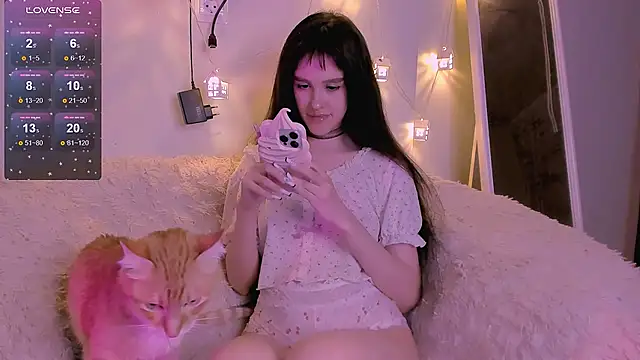 Sofagreen  online show from March 20, 7:46 pm