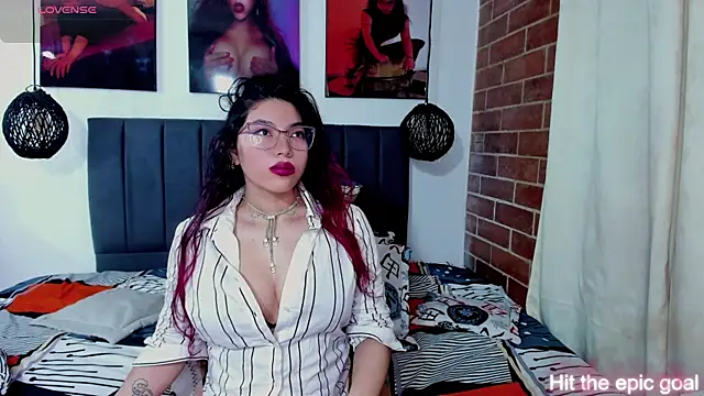 kyliejenner hot online show from January 12, 3:35 am