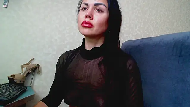 Snapshot of AssSexyXX chatting on October 31, 8:11 am AssSexyXX online show from October 31, 8:11 am