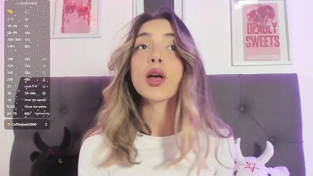 IsadoraGalle  online show from April 8, 2:07 pm