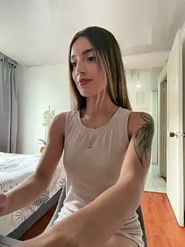 Snapshot of IsadoraGalle_ chatting on May 24, 6:30 pm IsadoraGalle online show from May 24, 6:30 pm