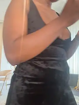 slimcateee online show from January 14, 8:18 am