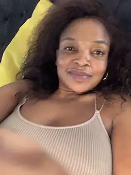 Snapshot of slimcateee chatting on March 12, 1:51 pm slimcateee online show from March 12, 1:51 pm