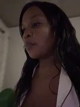 slimcateee online show from February 25, 7:25 pm