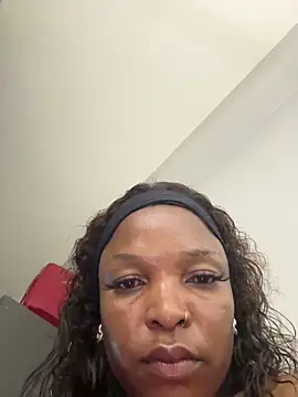 Snapshot of slimcateee chatting on September 18, 7:39 pm slimcateee online show from September 18, 7:39 pm