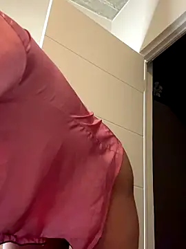 slimcateee online show from November 16, 12:15 am