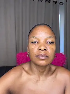 slimcateee online show from May 15, 8:23 am