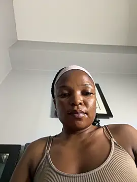 Snapshot of slimcateee chatting on October 4, 6:31 pm slimcateee online show from October 4, 6:31 pm