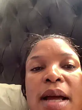 Snapshot of slimcateee chatting on March 9, 10:41 am slimcateee online show from March 9, 10:41 am