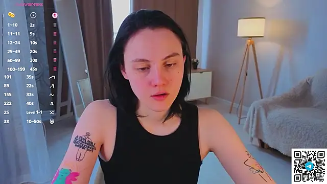 MaryCoopeer online show from March 27, 5:05 am