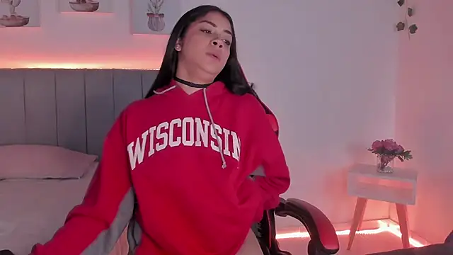 Snapshot of _janiis chatting on November 6, 11:31 pm janiis online show from November 6, 11:31 pm