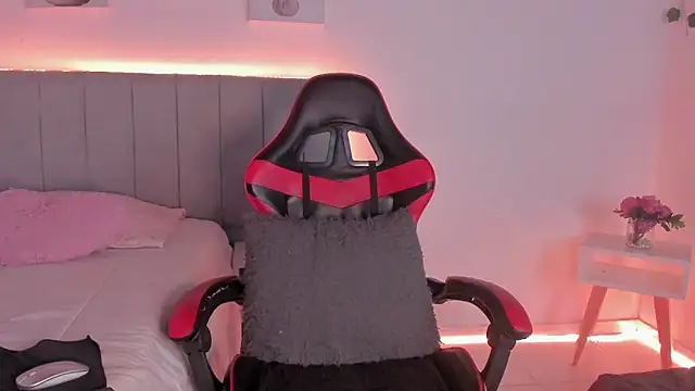 Snapshot of _janiis chatting on November 10, 11:54 pm janiis online show from November 10, 11:54 pm