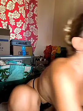 emma4xxx online show from February 2, 8:41 pm