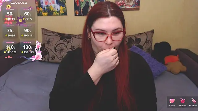 JuliaKeln online show from March 13, 6:24 pm