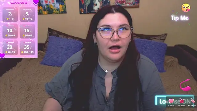 JuliaKeln online show from May 30, 7:08 pm