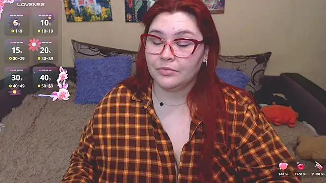 JuliaKeln online show from March 31, 4:42 pm