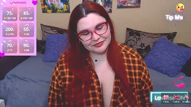 JuliaKeln online show from April 28, 7:29 pm