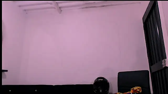 Snapshot of DanielaTsDom chatting on February 23, 4:28 am DanielaTsDom online show from February 23, 4:28 am