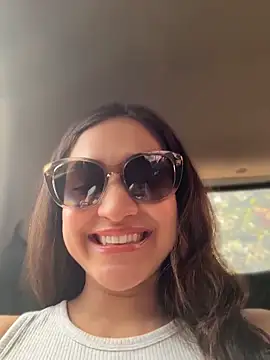 CuteeRose online show from May 19, 4:03 pm