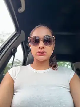 CuteeRose online show from May 21, 5:43 pm