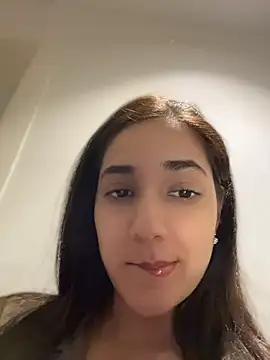 CuteeRose online show from July 10, 6:30 pm