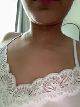 CuteeRose online show from June 12, 2:59 pm