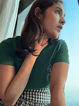 CuteeRose online show from November 30, 1:01 pm