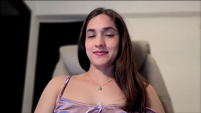 CuteeRose online show from April 23, 9:05 pm