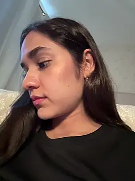 CuteeRose online show from March 13, 8:14 pm