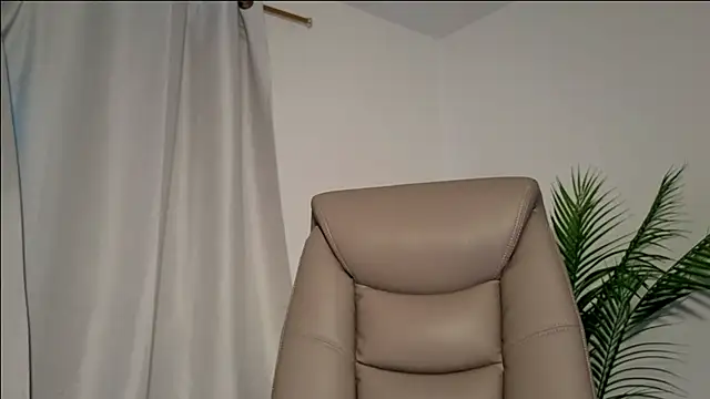 CuteeRose online show from May 11, 6:49 pm