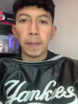 Chocolatito26 online show from February 21, 1:22 pm