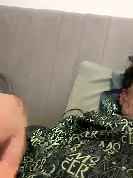 Snapshot of Jujojook chatting on October 31, 12:29 am Jujojook online show from October 31, 12:29 am