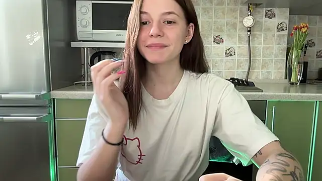 mia   mi online show from March 10, 10:39 am