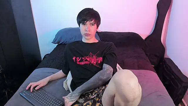 Aventure Twinks online show from November 6, 7:29 pm