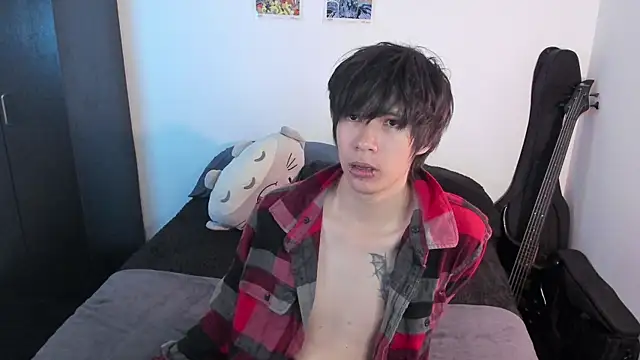 Aventure Twinks online show from May 21, 3:15 am