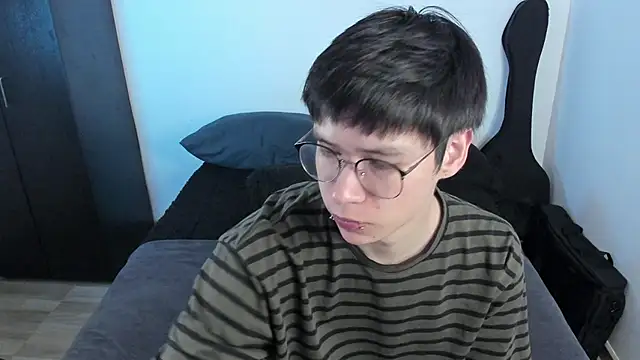 Aventure Twinks online show from January 10, 6:47 pm