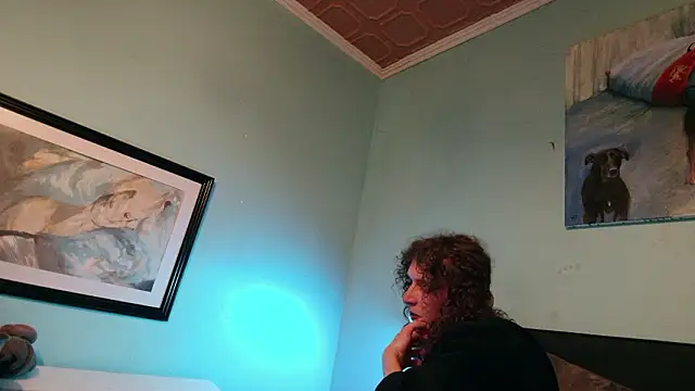 Prxscillia Tx online show from March 25, 8:30 pm