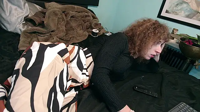 Prxscillia Tx online show from October 29, 3:33 pm