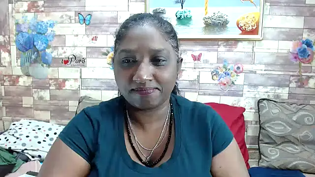 Snapshot of Indian_tracy chatting on October 7, 10:05 am Indian tracy online show from October 7, 10:05 am