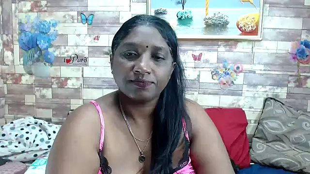Snapshot of Indian_tracy chatting on October 15, 10:40 pm Indian tracy online show from October 15, 10:40 pm