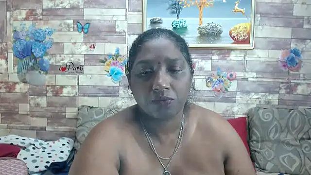 Snapshot of Indian_tracy chatting on September 24, 1:17 pm Indian tracy online show from September 24, 1:17 pm