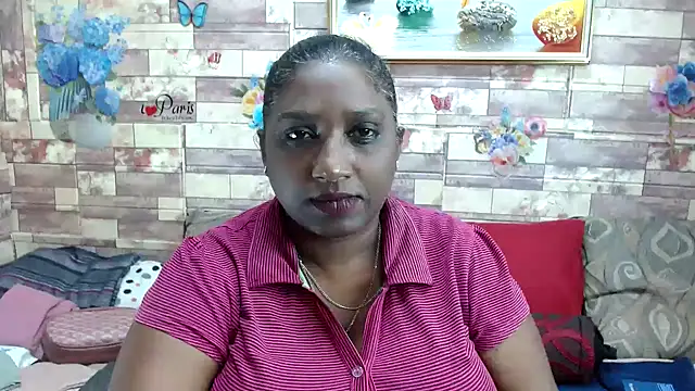 Snapshot of Indian_tracy chatting on October 14, 9:10 am Indian tracy online show from October 14, 9:10 am