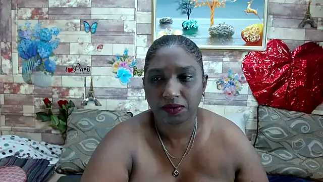 Snapshot of Indian_tracy chatting on March 10, 7:55 am Indian tracy online show from March 10, 7:55 am