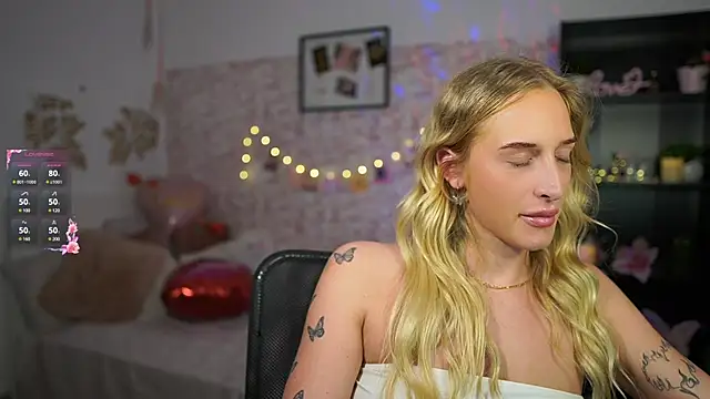 Snapshot of Nicolette__Shea_ chatting on February 16, 12:43 pm Nicolette Shea online show from February 16, 12:43 pm